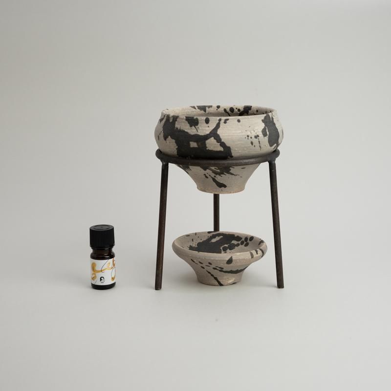  AROMA OIL POT & ESSENTIAL OIL SET #24