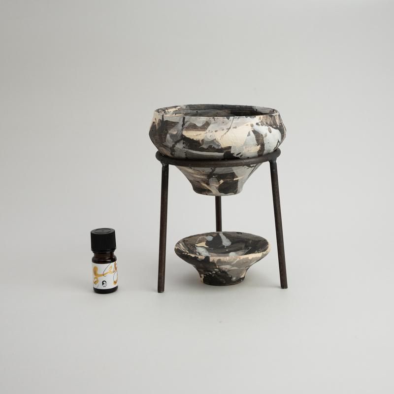  AROMA OIL POT & ESSENTIAL OIL SET #23
