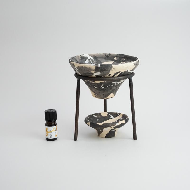  AROMA OIL POT & ESSENTIAL OIL SET #11