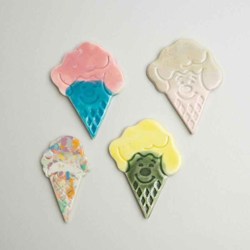  KIDS ORNAMENT