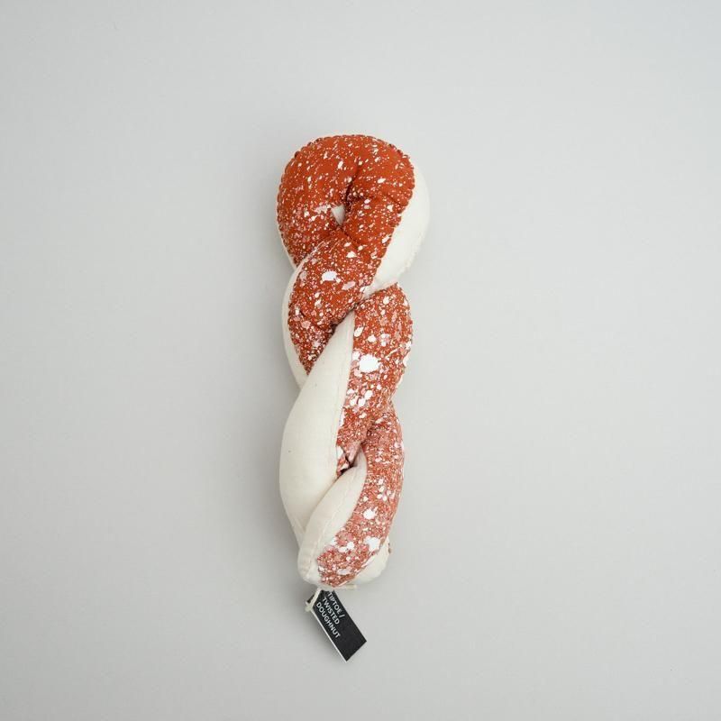  TWISTED DOUGHNUT