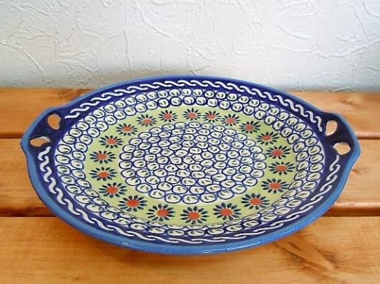 WIZA 飾り付き丸プレート 「緑地に紺の花」 - ポーランド陶器