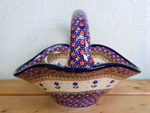 希少ミレナ　ポーリッシュポタリーのバスケット蝶々とお花たち 希少ミレナ ポーリッシュポタリーのバスケット蝶々とお花たち - メルカリ