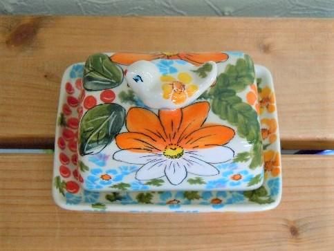 ミレナ 小鳥のバターケース 「オレンジのマーガレット