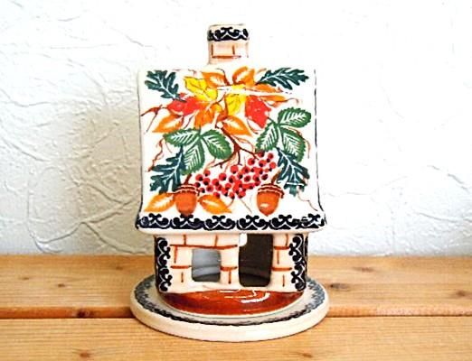 カリヒ キャンドルハウス 「どんぐりとナンテンの実」 - ポーランド