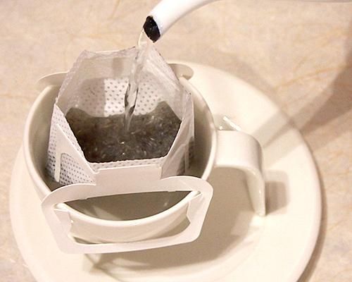 目覚めの一杯 廣島小魚良品 了 目覚めの一杯 廣島小魚良品 了