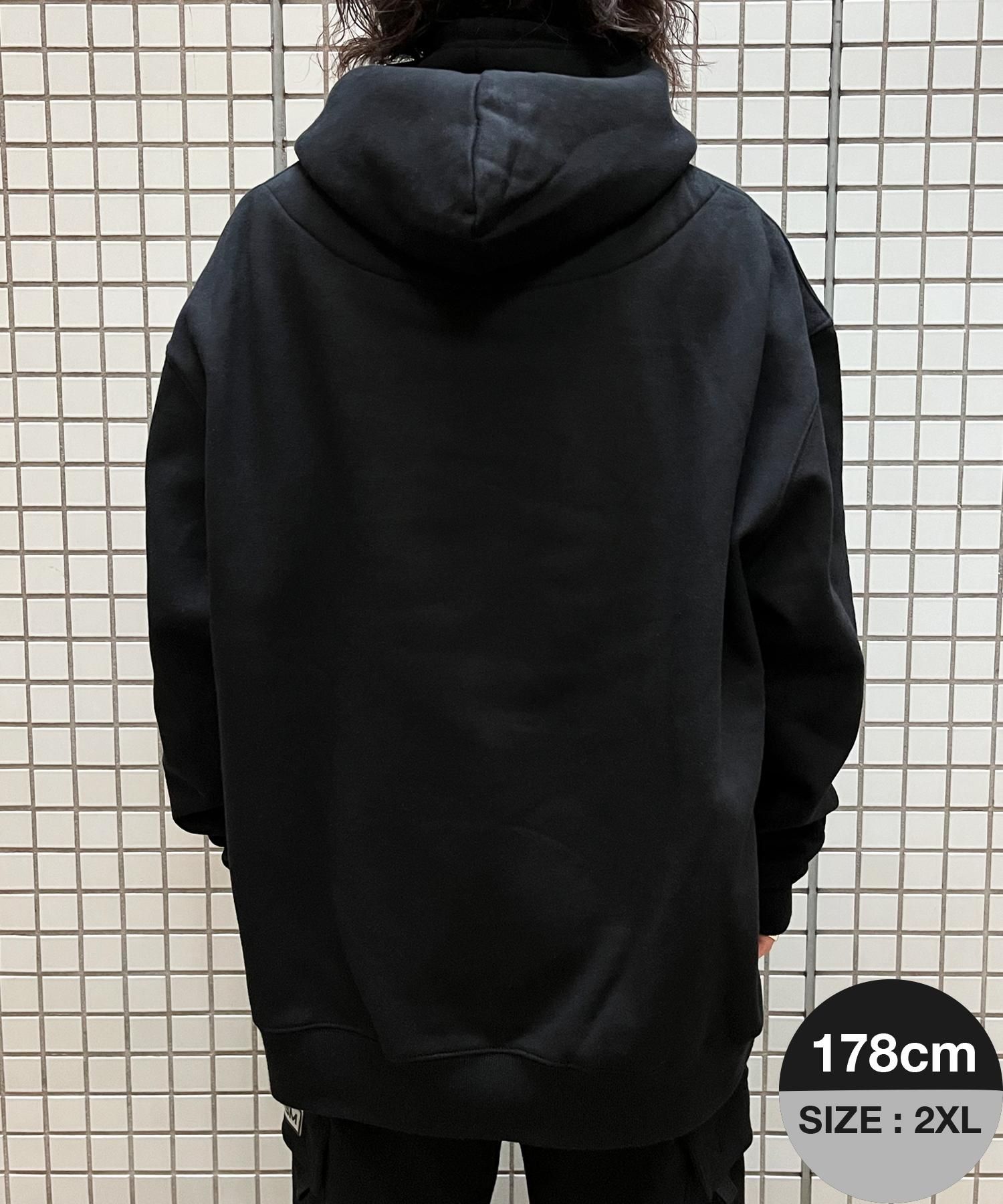 DUALISM/DLSM(デュアリズム) フードパーカー WORLD LOGO HOODIE 公式