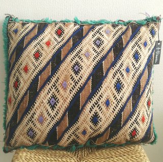  Vinage Rug Cushion Cover<img class='new_mark_img2' src='https://img.shop-pro.jp/img/new/icons28.gif' style='border:none;display:inline;margin:0px;padding:0px;width:auto;' />