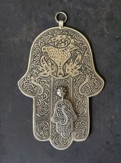 ORNAMENT-the hand of Fatima