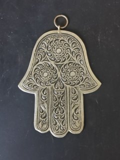 ORNAMENT-the hand of Fatima