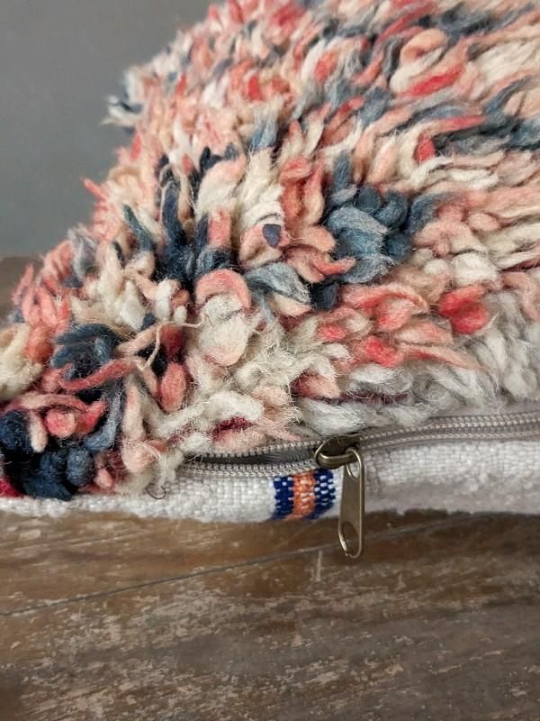 モロッコのヴィンテージラグを使用したクッションカバーRCV66オレンジ