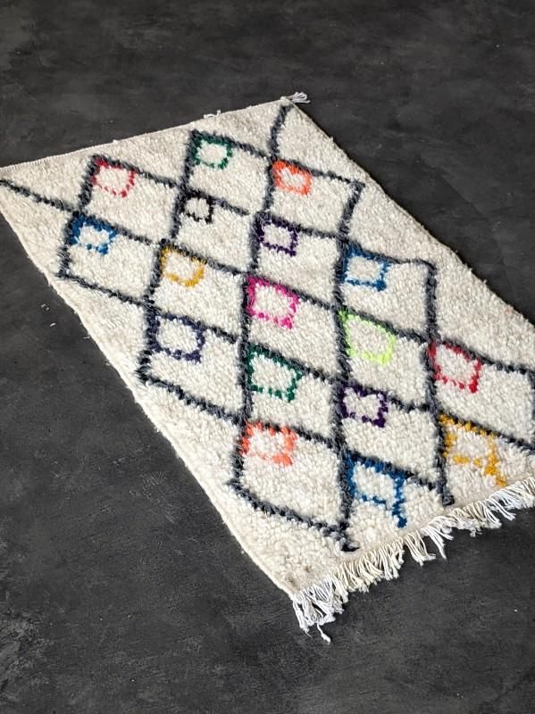 モロッコ　ベニワレン　ラグ　新コレクション　L241.W146cm 新作-モロッコ ベニワレンラグ-No.16(101.5×146cm) 162cm