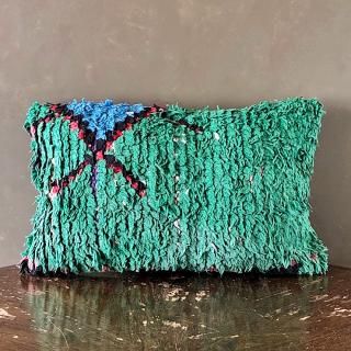 vintage rug Cushion Cover<img class='new_mark_img2' src='https://img.shop-pro.jp/img/new/icons14.gif' style='border:none;display:inline;margin:0px;padding:0px;width:auto;' />