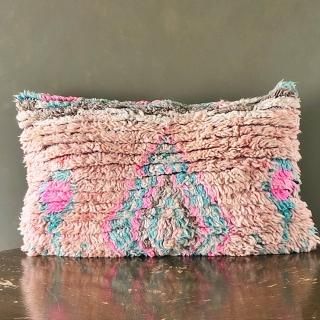 vintage rug Cushion Cover<img class='new_mark_img2' src='https://img.shop-pro.jp/img/new/icons14.gif' style='border:none;display:inline;margin:0px;padding:0px;width:auto;' />
