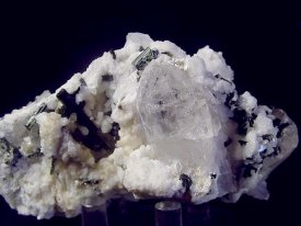 Elbaite, Quartz  トルマリン、水晶  (パキスタン産） 