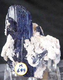 藍銅鉱：アズライト(ツメブ鉱山）