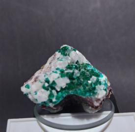 Dioptase、翠銅鉱 Dioptase、翠銅鉱