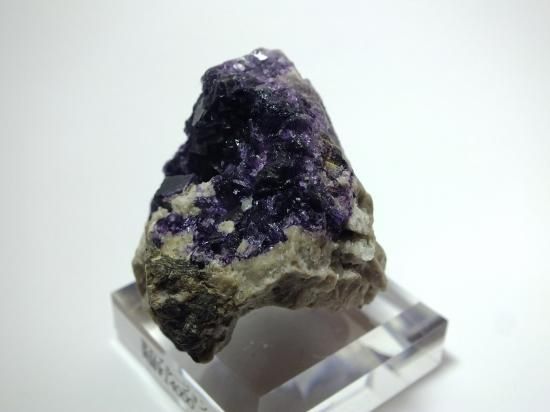 ブルー・ジョン（Blue John）という半貴石 - Burghley Antiques
