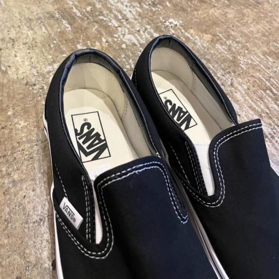 26.5～28cm】 VANS Classic Slip-On/Color BLACK‐バンズ