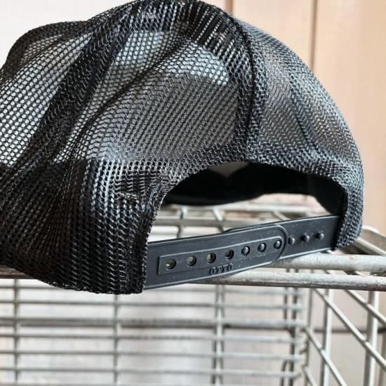 THRASHER - 専用　ANTIHERO　コンプリート THRASHER X ANTIHERO / MAG BANNER SNAPBACK CAP (BLACK) – Feelin'
