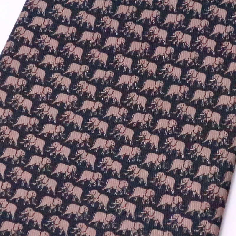 ジム・トンプソンの小さな象が並んだイラストネクタイ