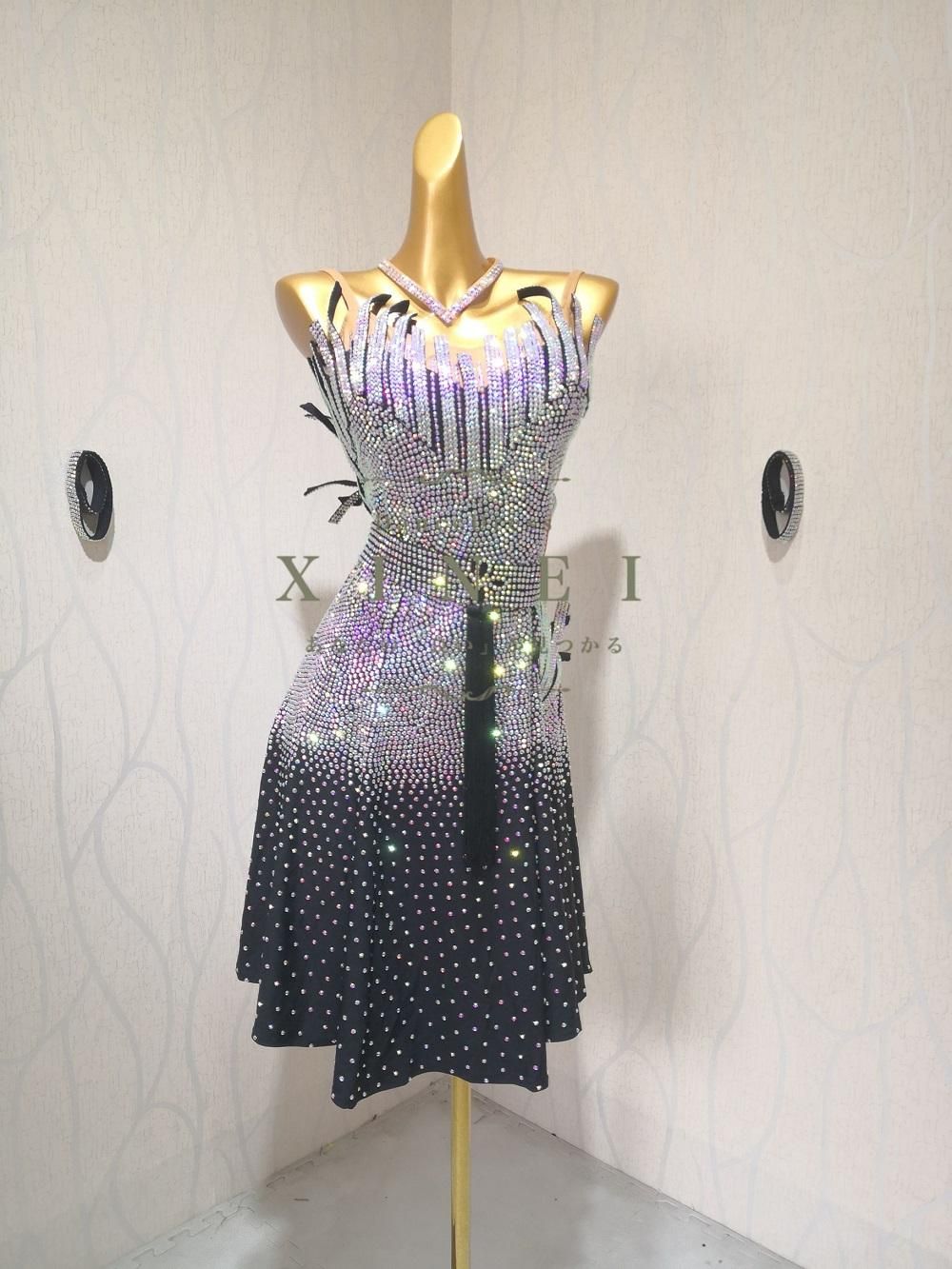 送料無料 豪華社交ダンスドレス 競技 オーダーメード ラテンドレス XII