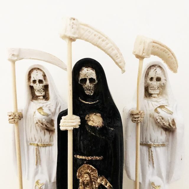 サンタムエルテ像 / WH / BK - メキシコ雑貨 通販『nifunifa』