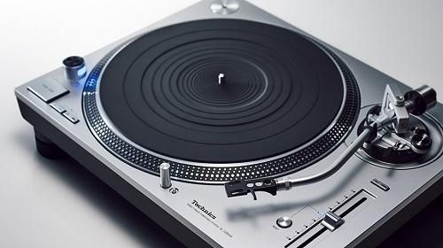 Technics SL-1200GR 日本製 グランドクラス ダイレクトドライブターンテーブルシステム SL