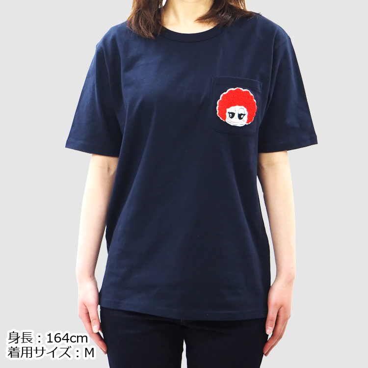 胸ポケットさがら刺繍Tシャツ(#02 ネイビー) - ベティスミス 胸ポケットさがら刺繍Tシャツ(#02 ネイビー) - ベティスミス