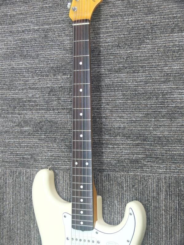 Fender Japan ST62-65 VWH JVシリアル初期【1982年製】 - ギター