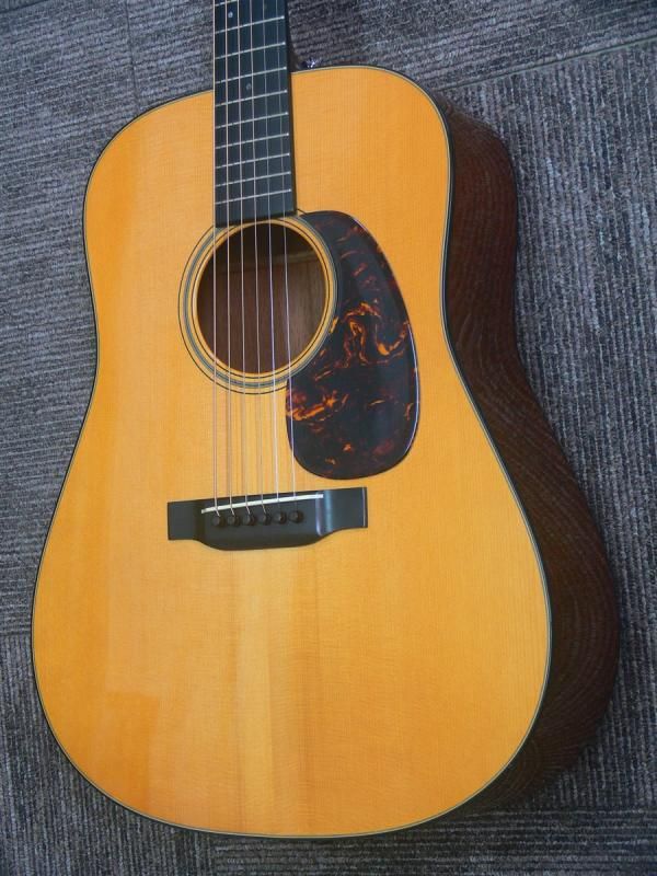 Martin D-18 GE 2004年 Martin - D-18 GE Used 2004 Acoustic Guitar