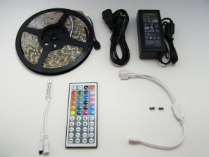 激安ＬＥＤテープライト防水RGB（IP65両面テープなし）電源、コントローラセット