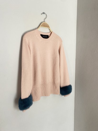 GUCCI /cashmere knit tops