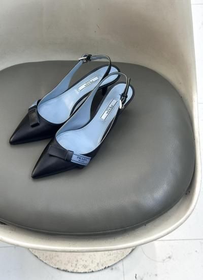 flea marketPRADA / Shoes