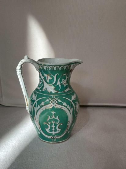 flea marketflower vase