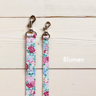 Westfalenstoffe<br>Blumen Lead<br>M size<img class='new_mark_img2' src='https://img.shop-pro.jp/img/new/icons57.gif' style='border:none;display:inline;margin:0px;padding:0px;width:auto;' />