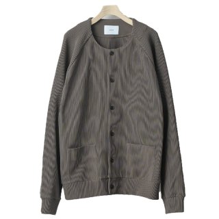 GRADATION PLEATS CARDIGAN