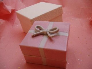 結びの小箱・ピンク（化粧箱入り）