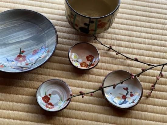 新品/銀皿☆まとめ割☆食器の京・ばん 梅形 専用木箱付き 新品まとめ割☆食器の京・ばん 梅形 銀皿 専用木箱付き
