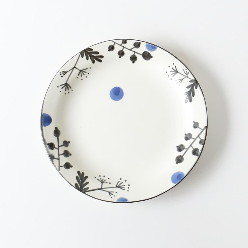 イムサエム 高台皿 器 色絵 現代作家(草木のリム皿 - 作家さん イムサエム 高台皿 器 色絵 現代作家(草木のリム皿 - 作家さん