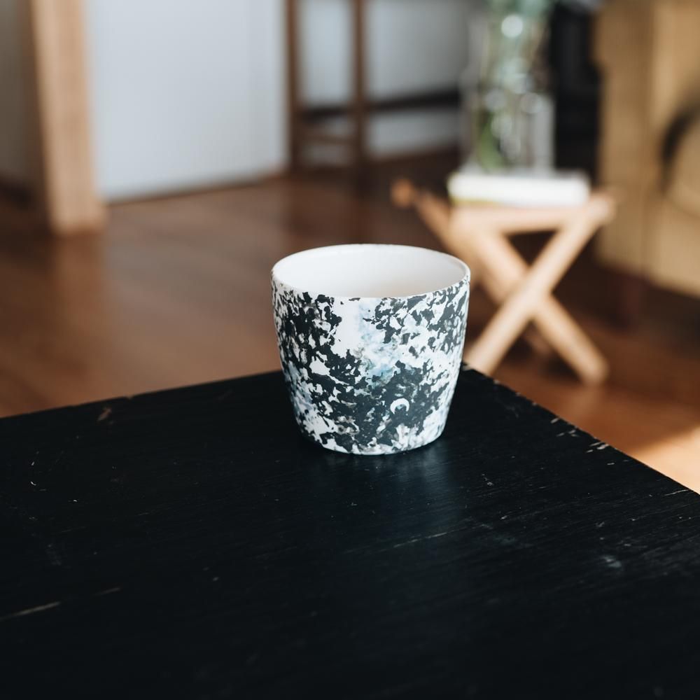 木ユウコ　ちょうちょ　プレート　新品　3サイズ　天草 木ユウコ - 作家さんの器と暮らしにまつわる道具のお店｜イロドリ