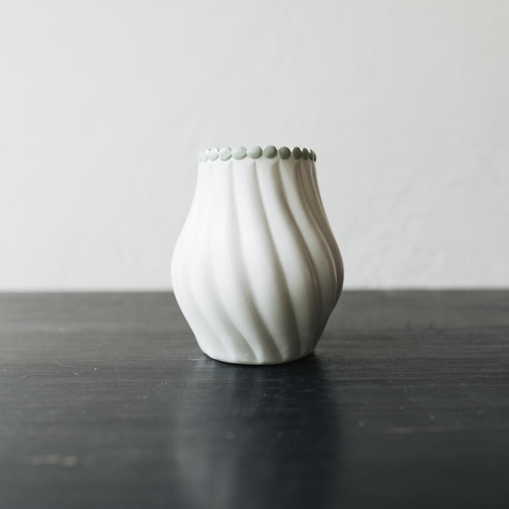 魚谷あきこさん器 作家さんの器と暮らしにまつわる道具のお店｜イロドリ