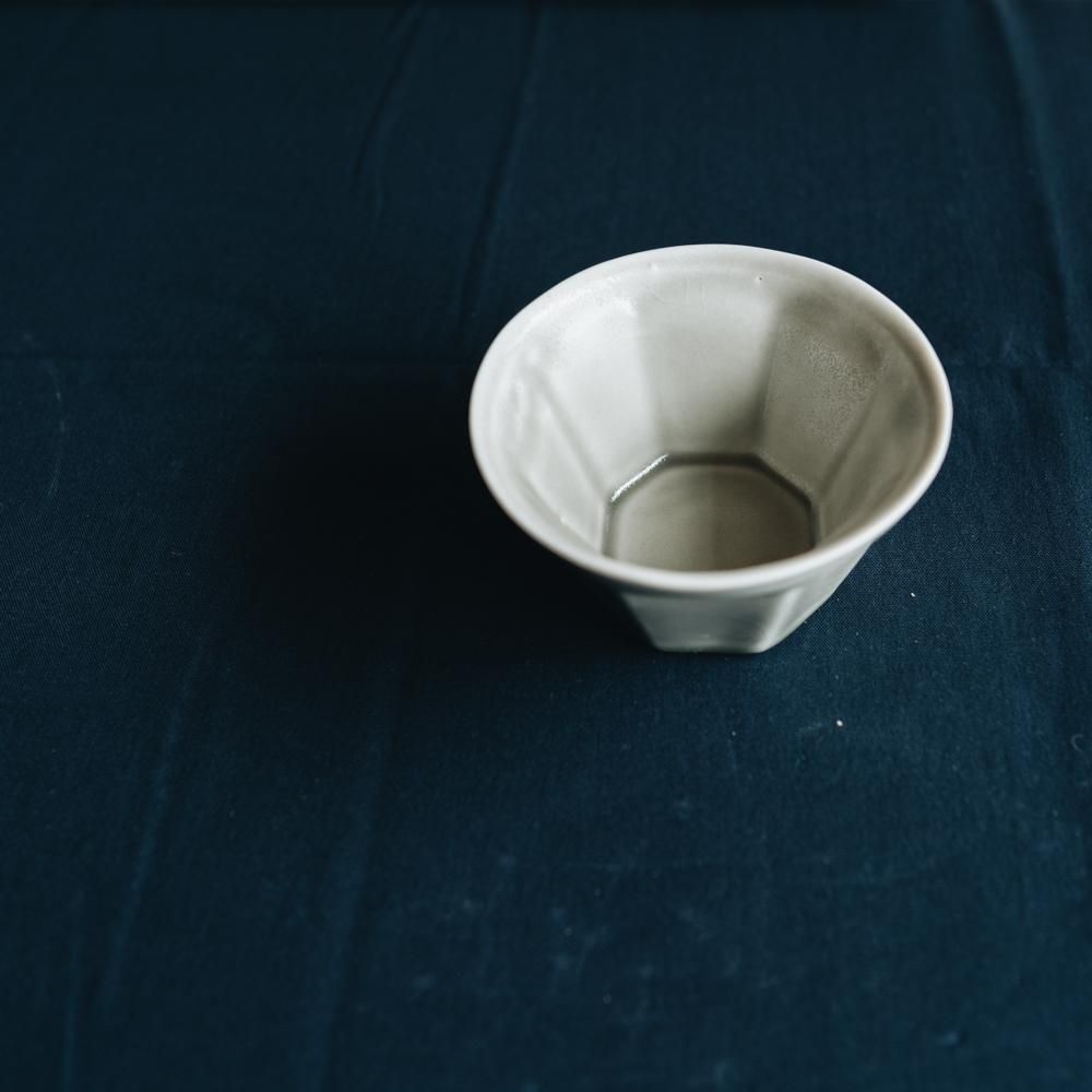 阿部慎太朗 面トリカップM 25a (薄いグレー) φ11cm