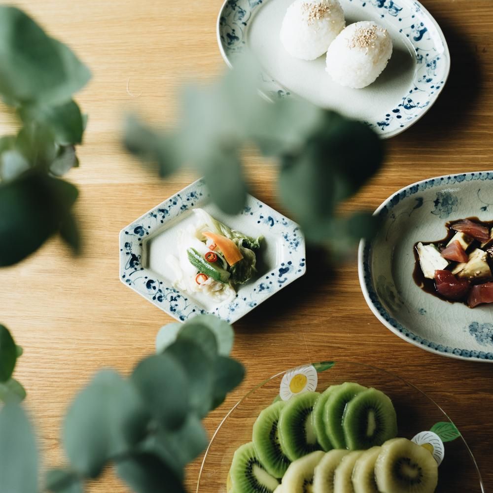 2021年5月)石井桃子 花唐草ひし形皿 1 - 作家さんの器と暮らし