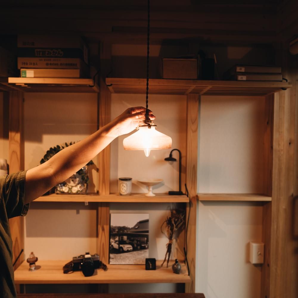 自然素材のコーン型 ライトオブジェ 【作家作品：一点物】 自然素材のコーン型 ライトオブジェ【作家作品：一点物】 ライト・照明