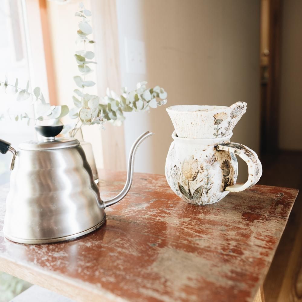 作家さんの器と暮らしにまつわる道具のお店｜イロドリ