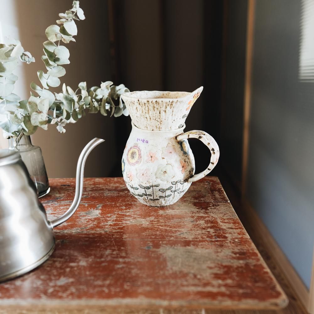 作家さんの器と暮らしにまつわる道具のお店｜イロドリ