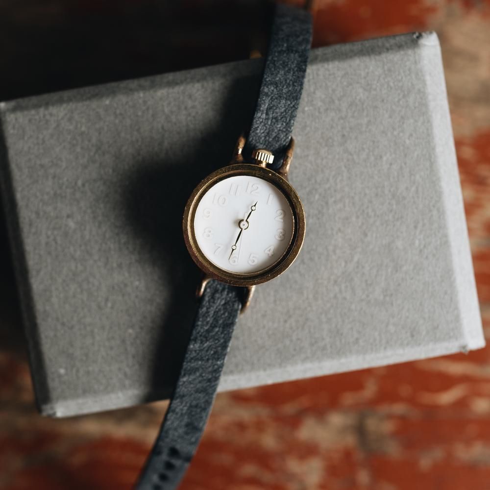 atelier coin - 作家さんの器と暮らしにまつわる道具のお店｜イロドリ