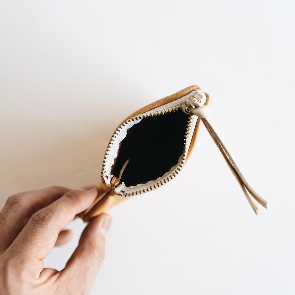 (2021年3月) くつしたpouch ヌメ<img class='new_mark_img2' src='https://img.shop-pro.jp/img/new/icons1.gif' style='border:none;display:inline;margin:0px;padding:0px;width:auto;' />