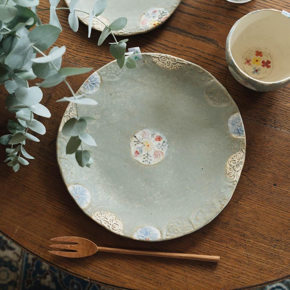 作家さんの器と暮らしにまつわる道具のお店｜イロドリ｜オンラインストア